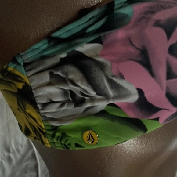 Volcom Bikini Top - Picture 2 of 8
